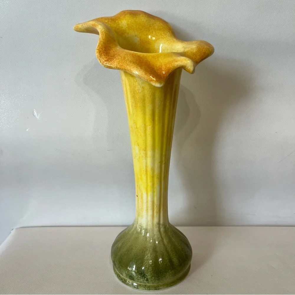 Vintage Italian Ceramic Yellow Green Jack in the Pulpit Vase Calla Lily